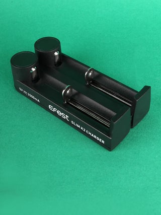 Efest Slim K2 Charger